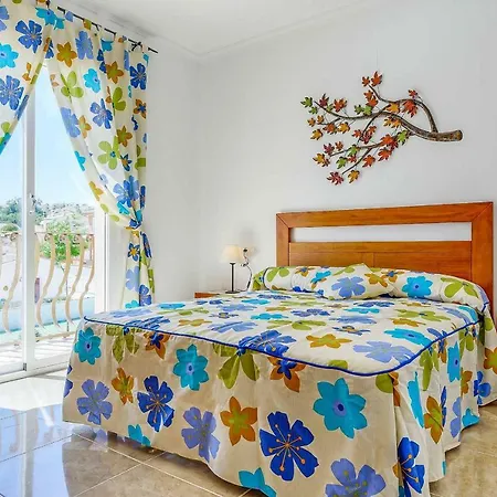 Buenavista Villa *